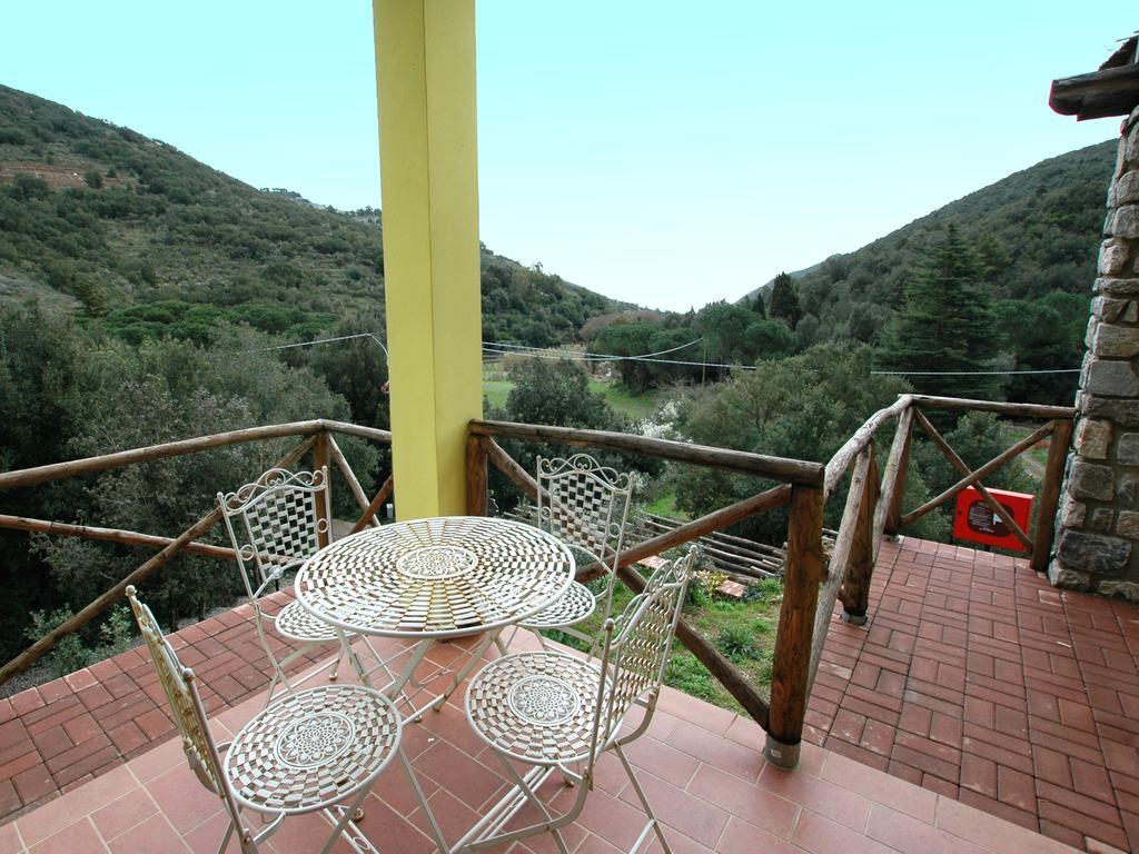 Villaggio Di Mezzo Ortano Rio Marina Room photo